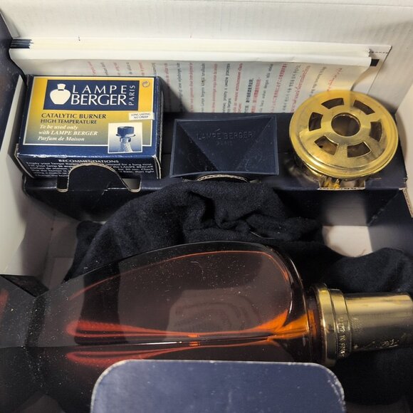 Lampe Berger Fragrance Oil Lamp Red Gold Top Athena Diffuser 3909 Glass RARE - Picture 5 of 16